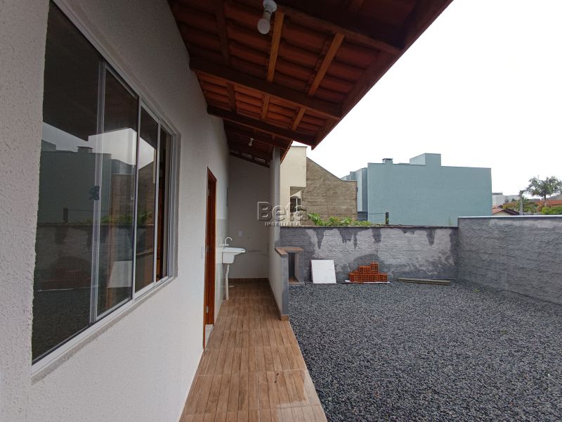 Casa para alugar no bairro BANANAL DO SUL