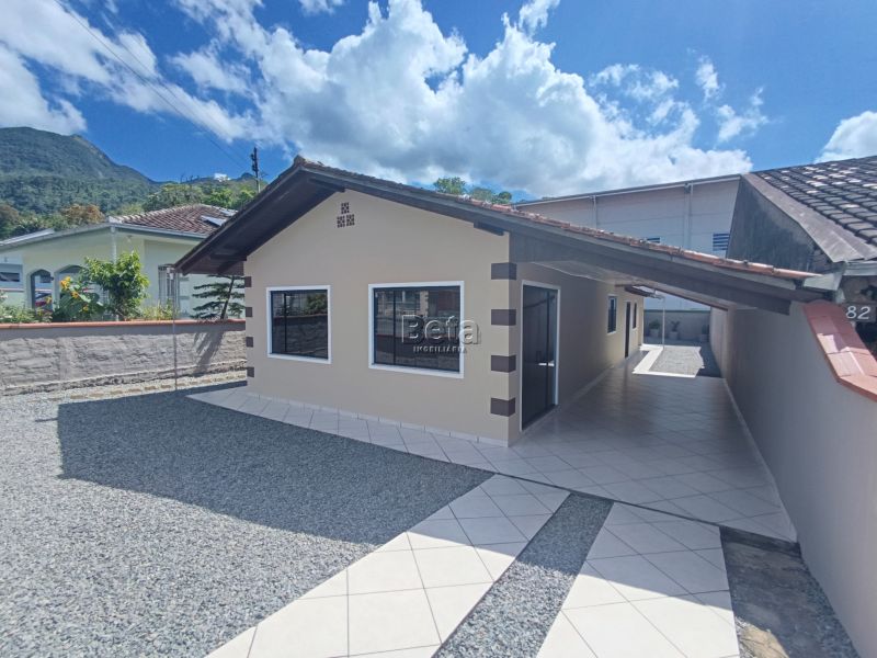 Casa para alugar no bairro ILHA DA FIGUEIRA