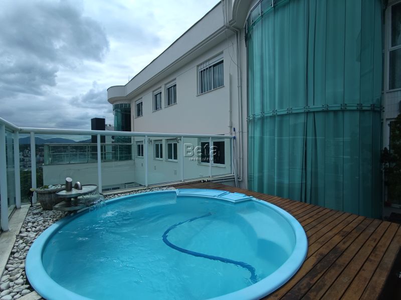 Apto para alugar no bairro CENTRO