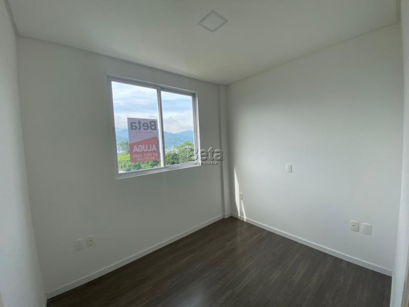 Apto para alugar no bairro JARAGUA ESQUERDO