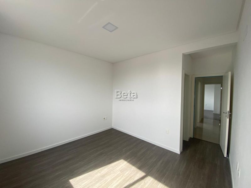 Apto para alugar no bairro JARAGUA ESQUERDO