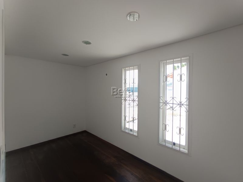 Casa 8 quartos  no bairro Centro em Jaragua Do Sul