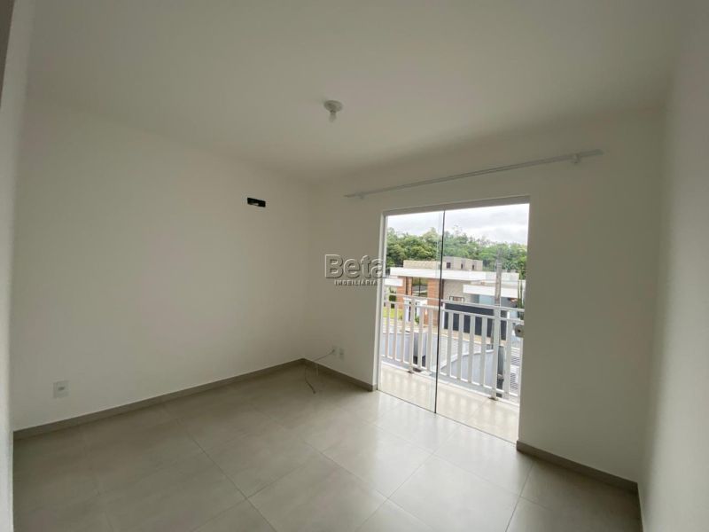 Casa para alugar no bairro JARAGUA ESQUERDO