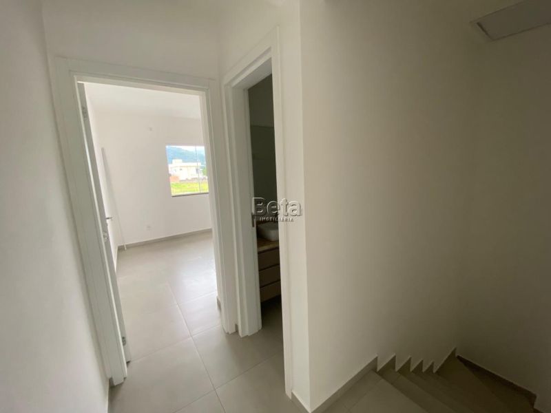 Casa para alugar no bairro JARAGUA ESQUERDO