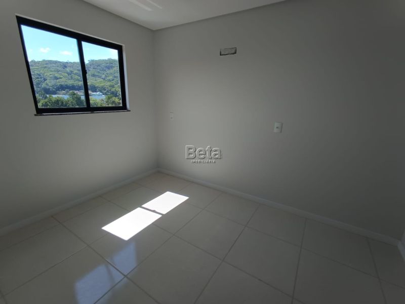 Apto para alugar no bairro IMIGRANTES