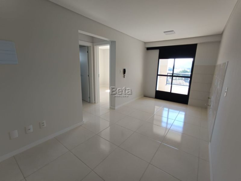 Apto para alugar no bairro IMIGRANTES