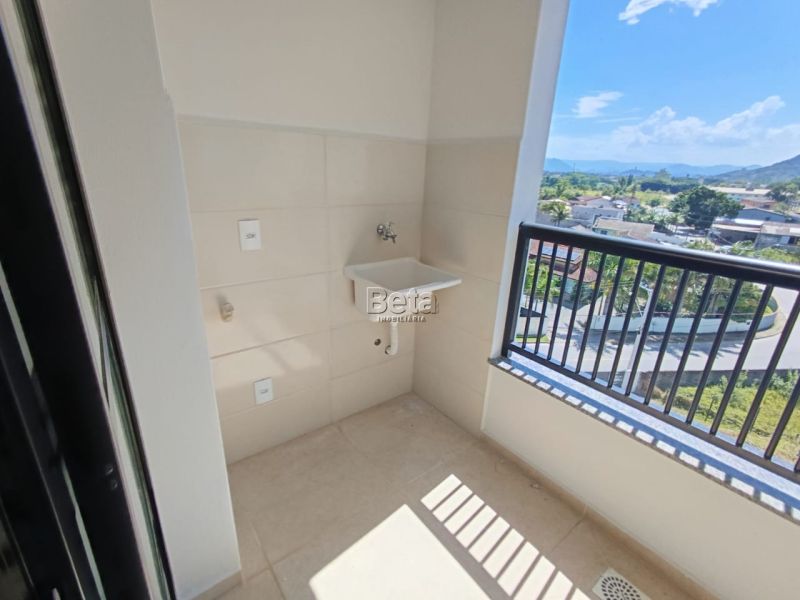 Apto para alugar no bairro IMIGRANTES