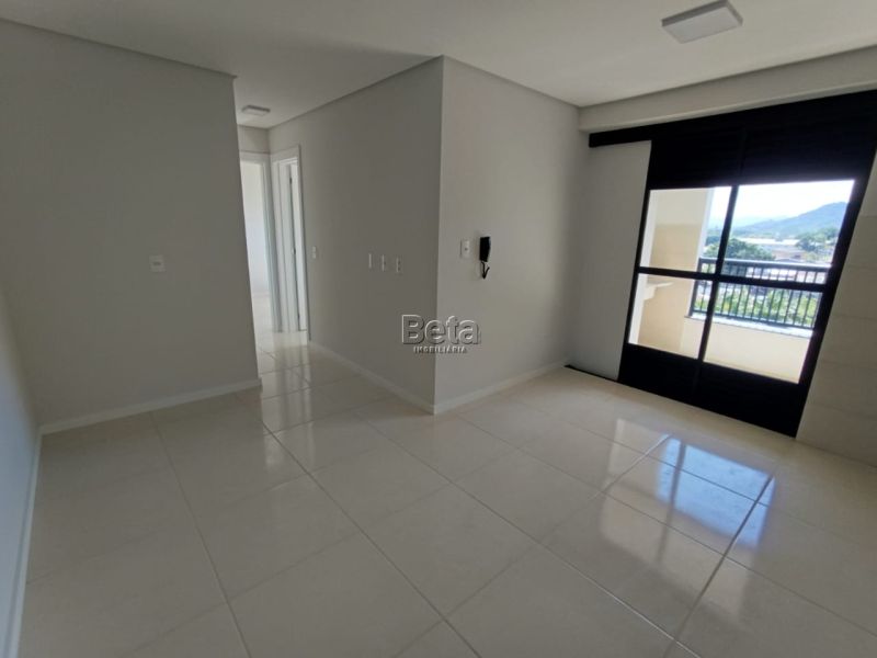 Apto para alugar no bairro IMIGRANTES