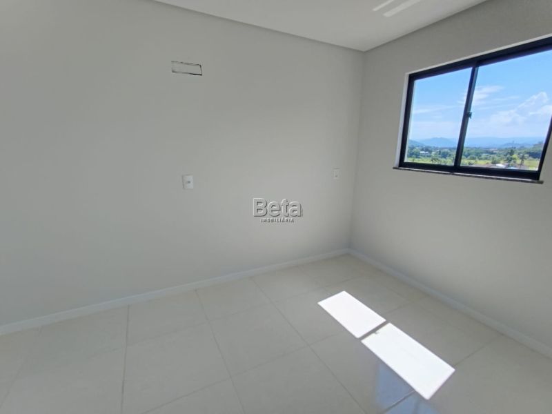 Apto para alugar no bairro IMIGRANTES