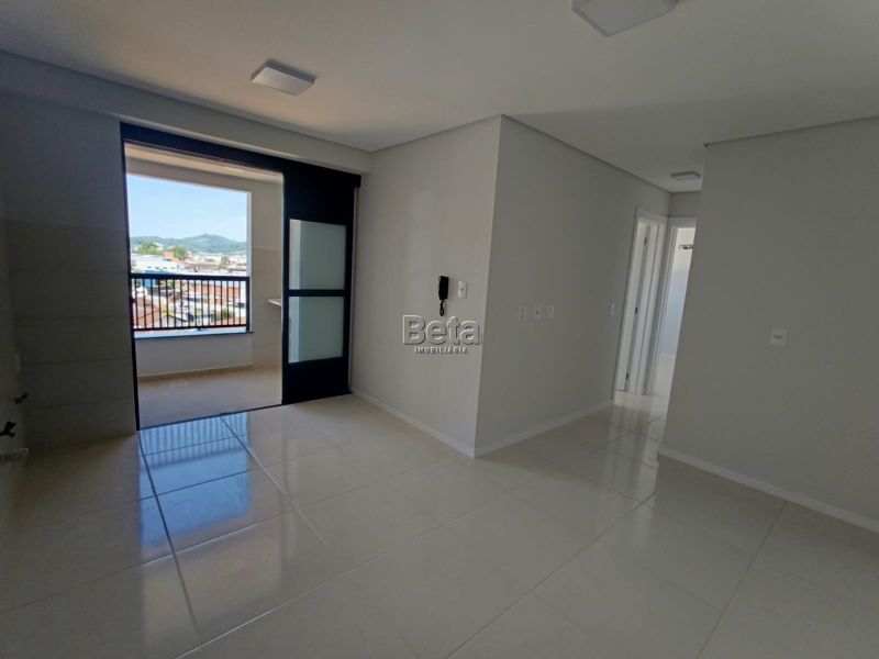 Apto para alugar no bairro IMIGRANTES