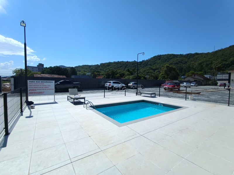 Apto para alugar no bairro IMIGRANTES