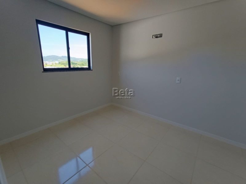 Apto para alugar no bairro IMIGRANTES