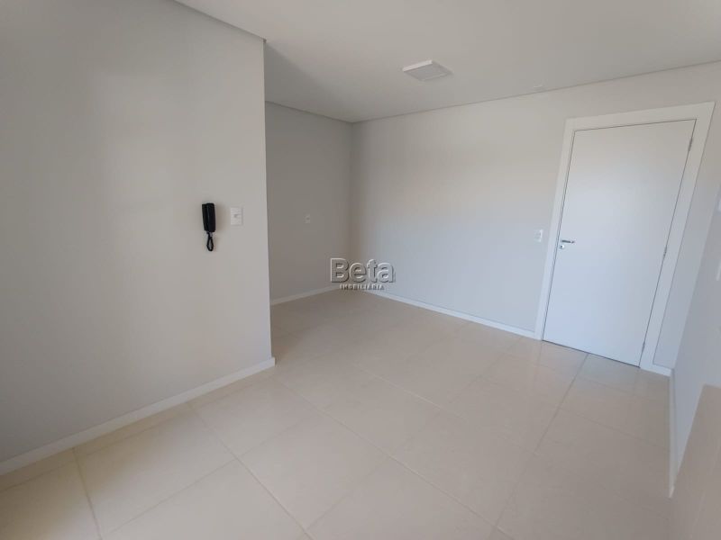 Apto para alugar no bairro IMIGRANTES