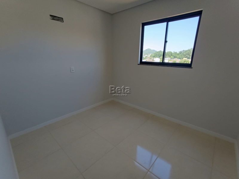 Apto para alugar no bairro IMIGRANTES