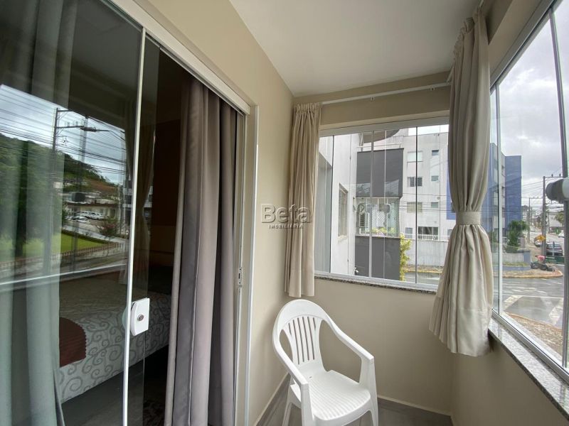 Apto para alugar no bairro CZERNIEWICZ