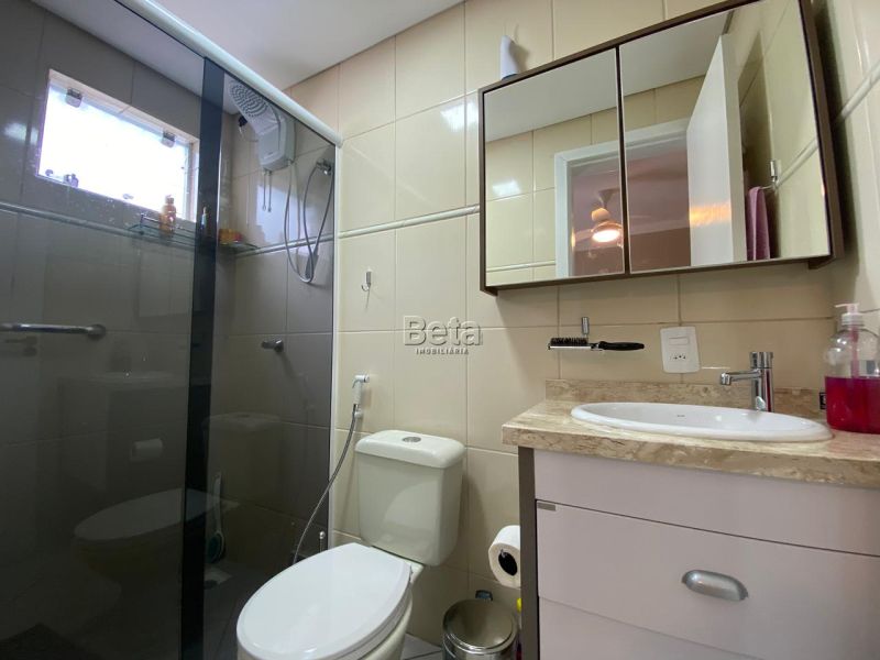 Apto para alugar no bairro CZERNIEWICZ