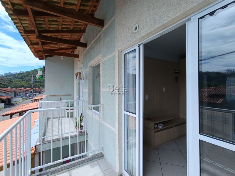 Apto 2 quartos  no bairro Ilha Da Figueira em Guaramirim