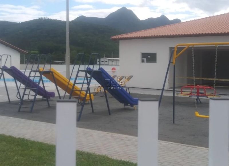 Apto 2 quartos  no bairro Ilha Da Figueira em Guaramirim