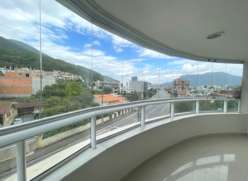 Apto 3 quartos  no bairro Amizade em Jaragua Do Sul