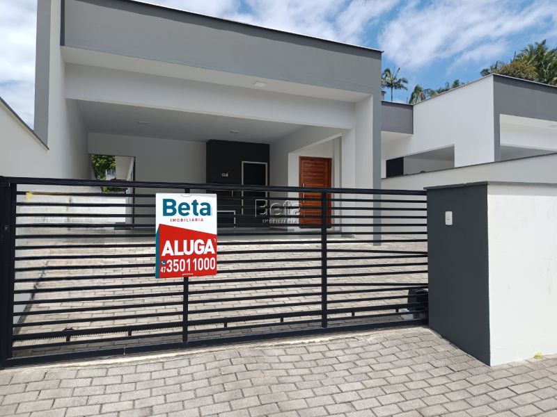 Casa 3 quartos  no bairro Barra Do Rio Cerro em Jaragua Do Sul