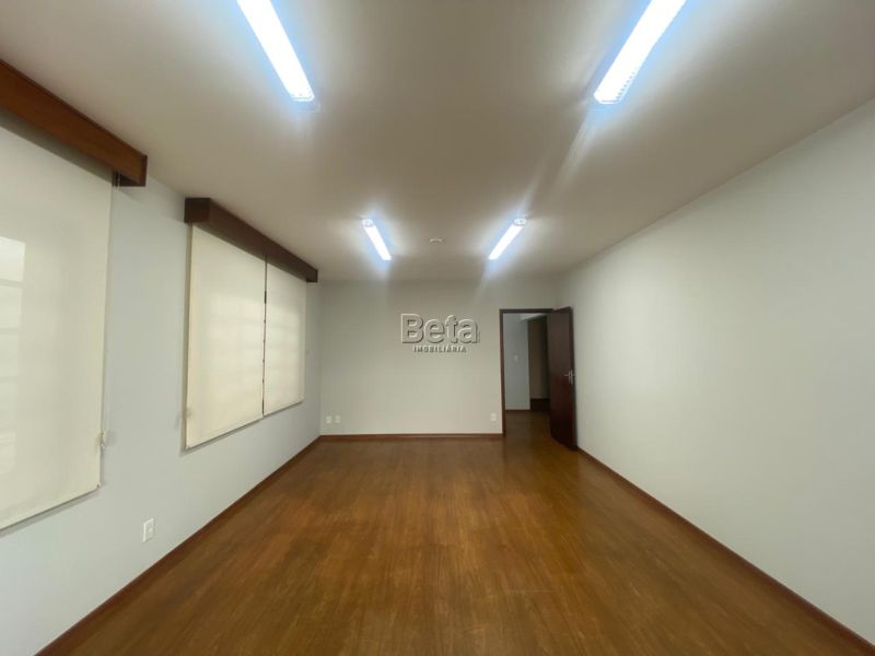 Casa 4 quartos  no bairro Centro em Jaragua Do Sul