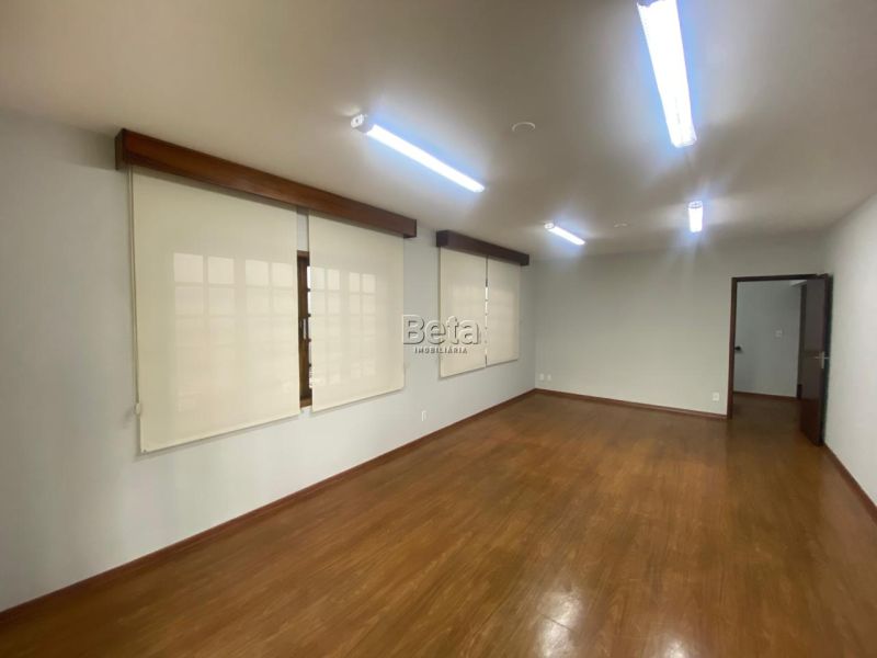 Casa 4 quartos  no bairro Centro em Jaragua Do Sul