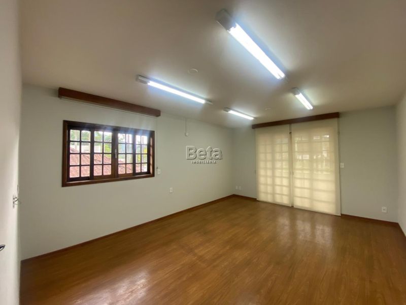 Casa 4 quartos  no bairro Centro em Jaragua Do Sul