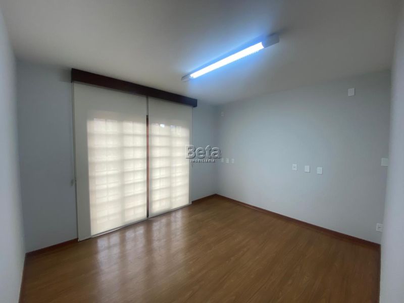 Casa 4 quartos  no bairro Centro em Jaragua Do Sul