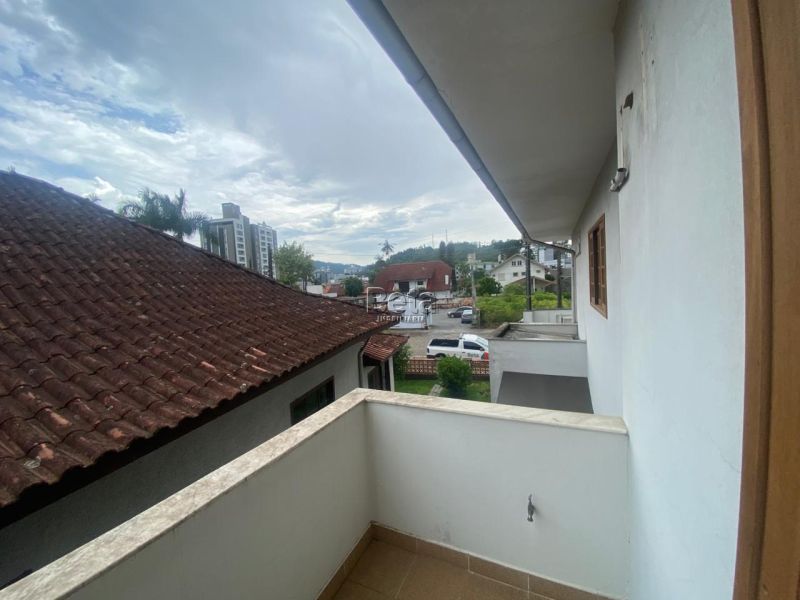 Casa 4 quartos  no bairro Centro em Jaragua Do Sul