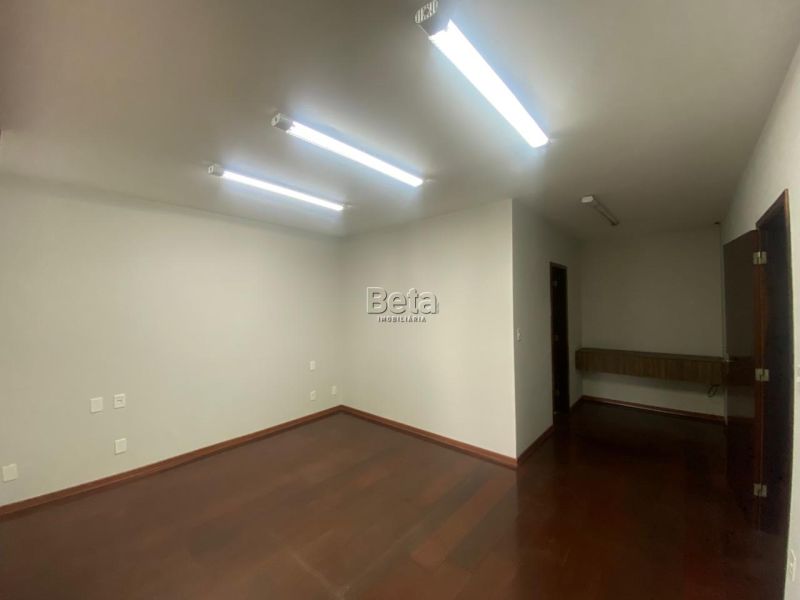 Casa 4 quartos  no bairro Centro em Jaragua Do Sul