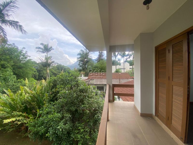 Casa 4 quartos  no bairro Centro em Jaragua Do Sul