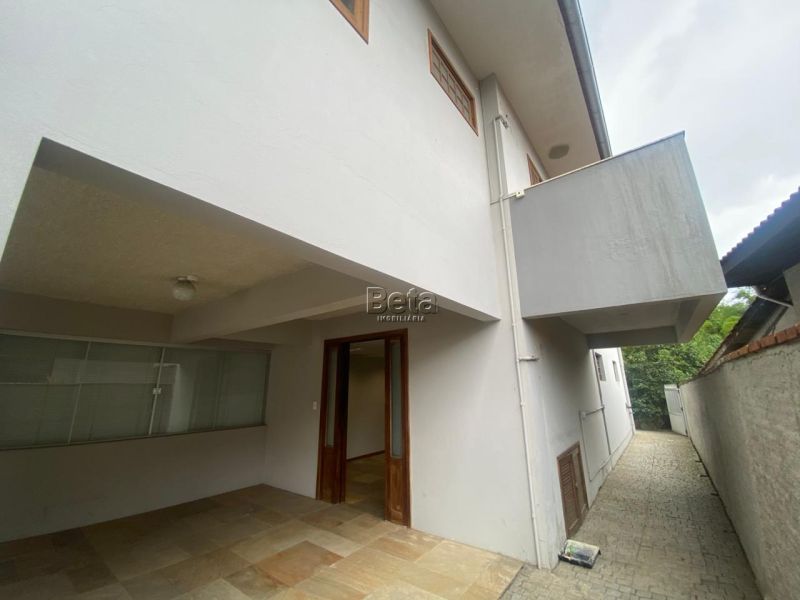 Casa 4 quartos  no bairro Centro em Jaragua Do Sul