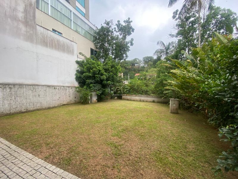 Casa 4 quartos  no bairro Centro em Jaragua Do Sul