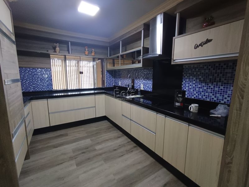 Apto 2 quartos  no bairro Centro em Guaramirim