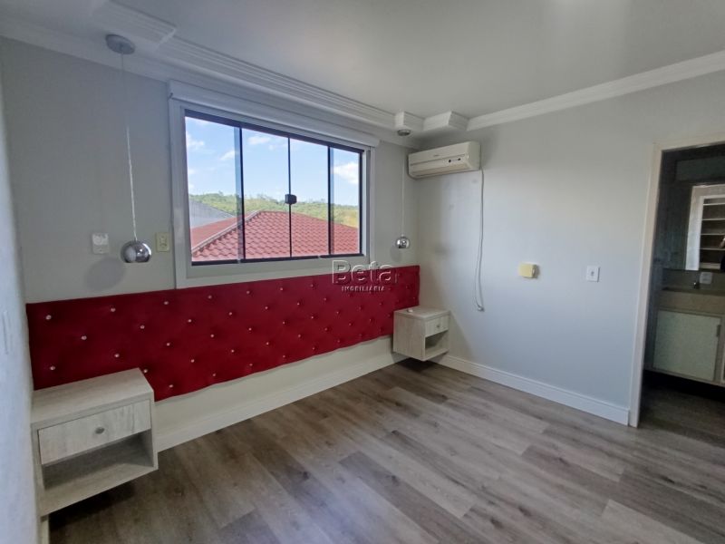 Apto 2 quartos  no bairro Centro em Guaramirim