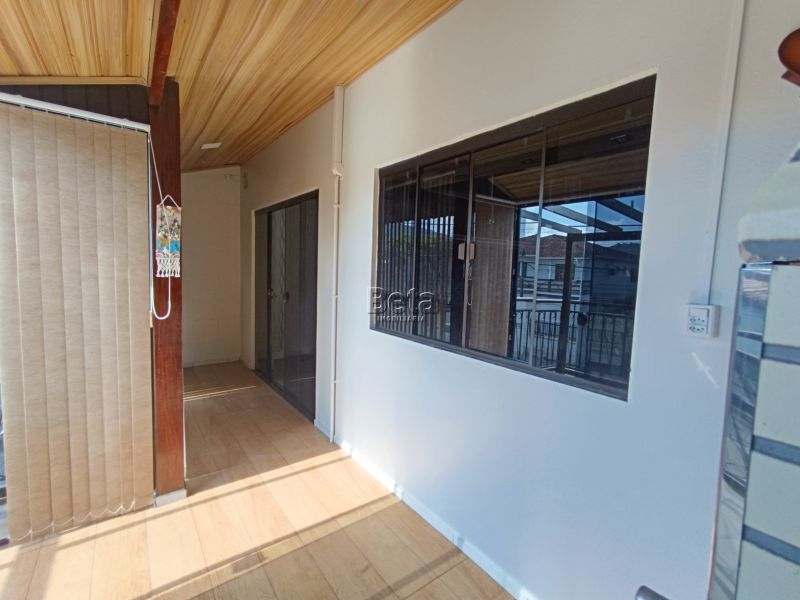 Apto 2 quartos  no bairro Centro em Guaramirim