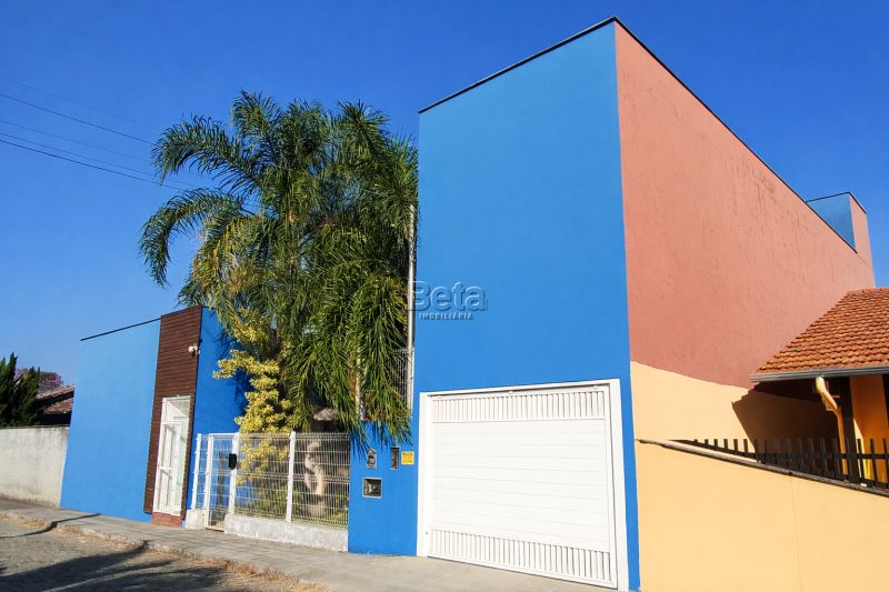 Casa 4 quartos  no bairro Vila Lenzi em Jaragua Do Sul