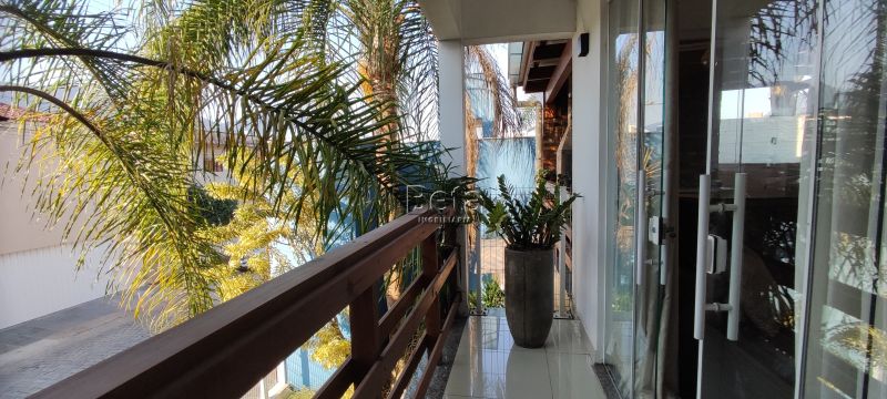 Casa 4 quartos  no bairro Vila Lenzi em Jaragua Do Sul