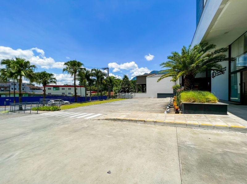 Sala no bairro Jaragua Esquerdo em Jaragua Do Sul