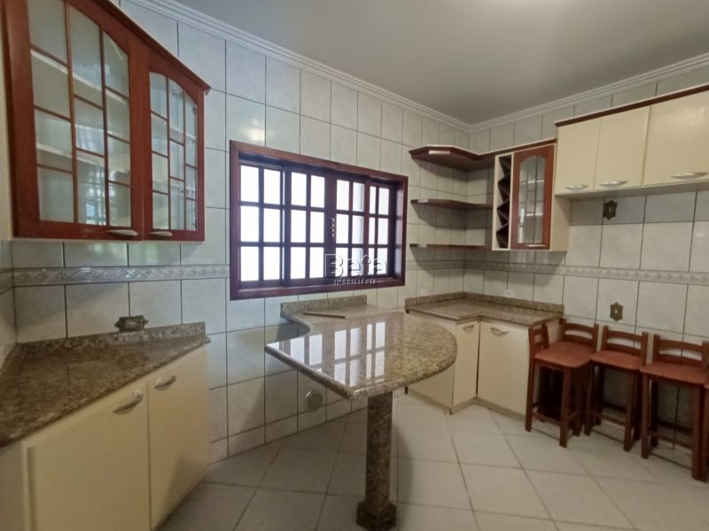 Casa 4 quartos  no bairro Rau em Jaragua Do Sul