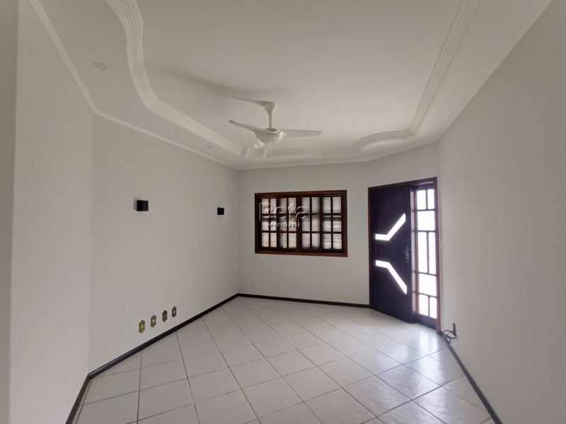 Casa 4 quartos  no bairro Rau em Jaragua Do Sul