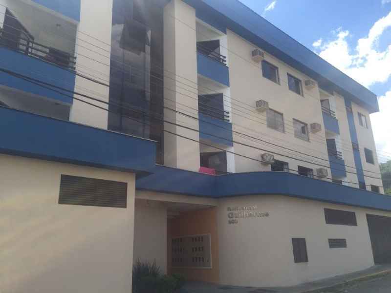 Apto para alugar no bairro CZERNIEWICZ