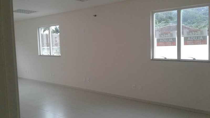 Sala para alugar  com  552 m²  no bairro CENTRO em JARAGUA DO SUL/SC