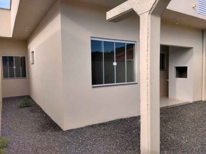 Casa para alugar  com  3 quartos 96 m²  no bairro TRES RIOS DO SUL em JARAGUA DO SUL/SC