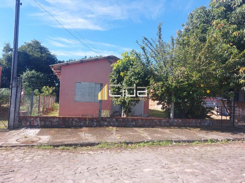 CASA 2D no bairro Camobi em Santa Maria