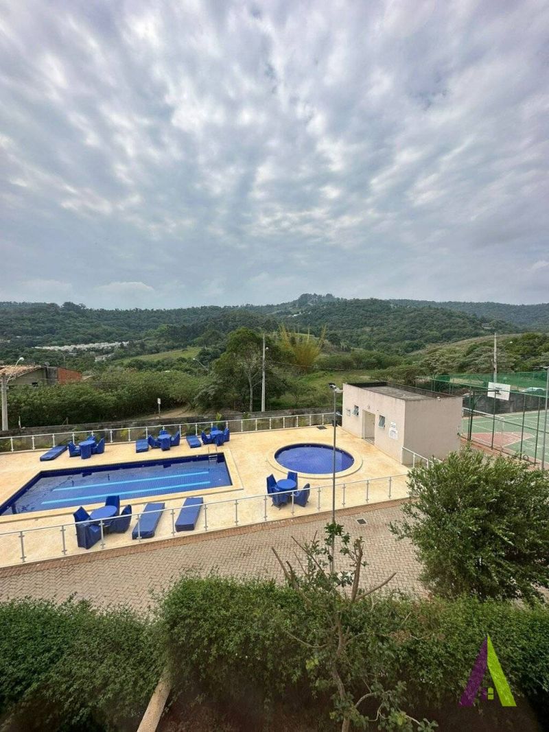 Apartamento Garden em Condomínio Clube em São Roque!