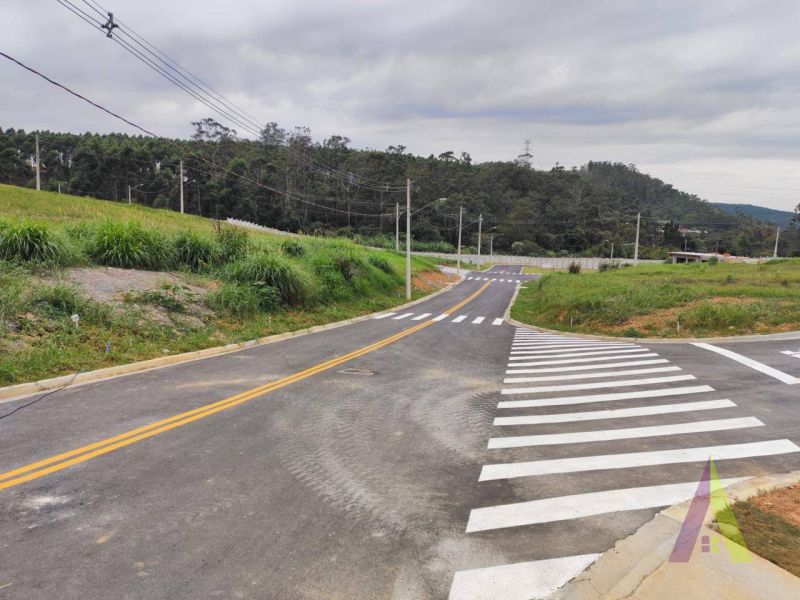 Terreno em CondomÃ­nio no bairro Irema em ALUMINIO