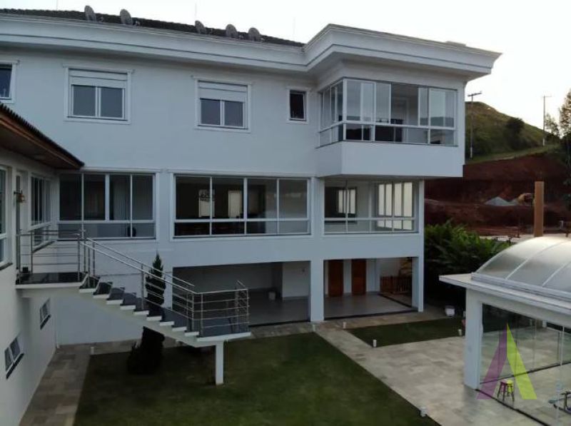 Casa em CondomÃ­nio no bairro Vila Santo AntÃ´nio em SÃO ROQUE