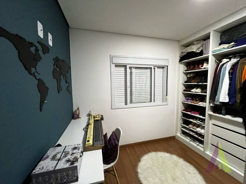 Apartamento no bairro Bairro do CambarÃ¡ em SÃO ROQUE