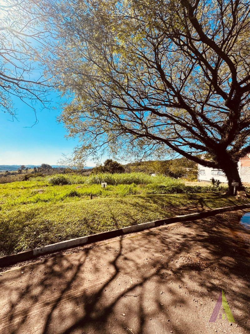 Terreno Plano em Condomínio  Resort de São Roque!